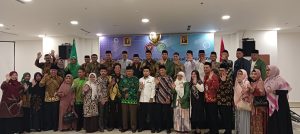 Foto Bersama Narasumber, dan Pengurus Besar dan Wilayah Sulawesi Selatan