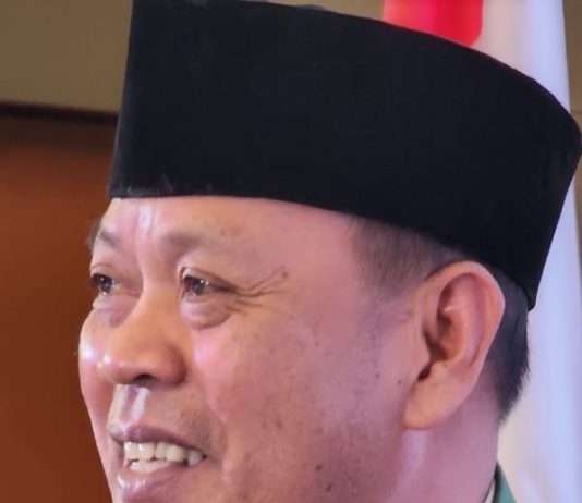 Konsisten Terhadap Turats Islam