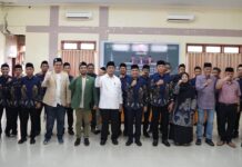 Waketum PB DDI: DDI Itu Organisasi Gerakan Pendidikan Foto bersama Waketum PB DDI di sesi terakhir pelantikan PD DDI Bantaeng.