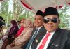 Bendera Berkibar Perselisihan Masih Berkobar