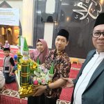 Bakul Berlayar Perut Bergetar